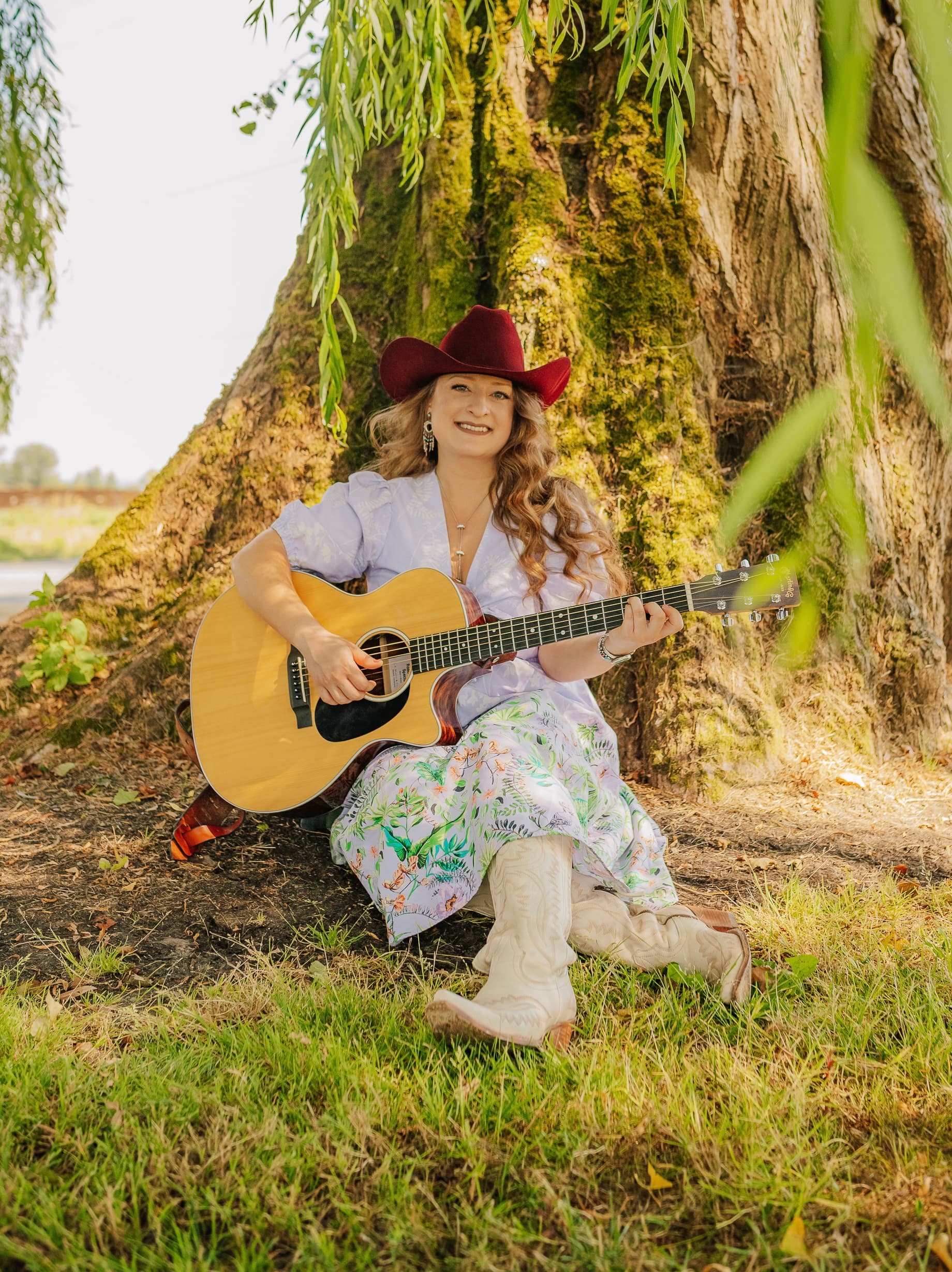 Kitty Mae honky tonk portrait